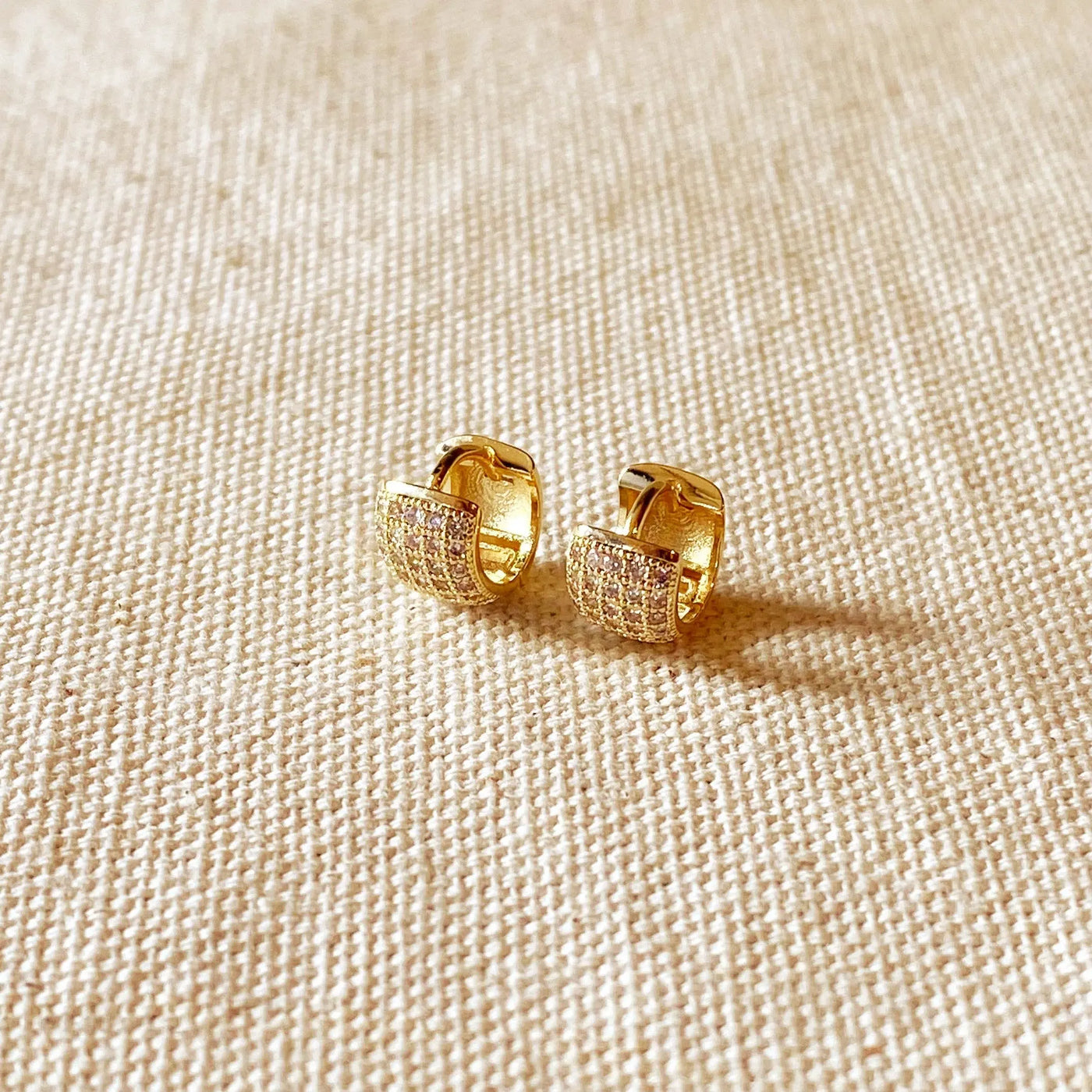 18k Gold Filled Mini Chubby Cubic Zirconia Clicker GoldFi