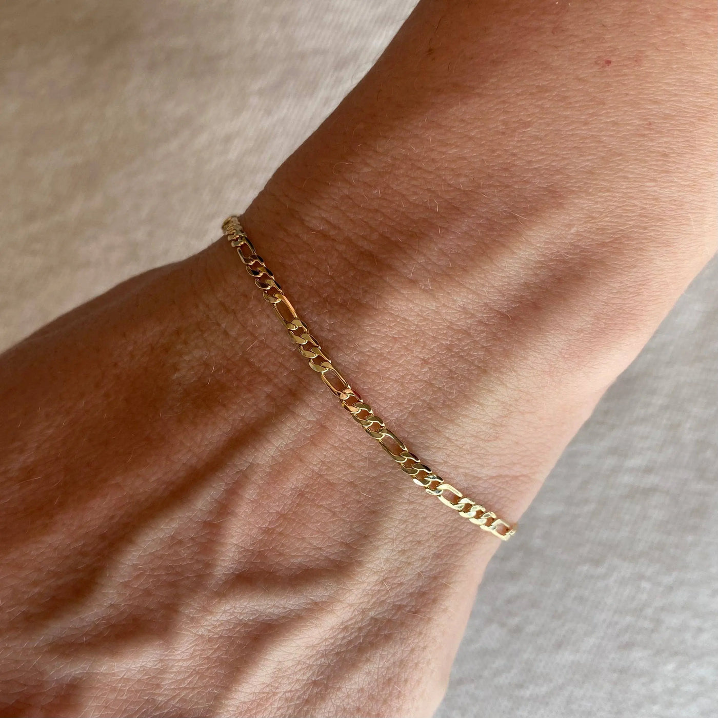 18k Gold Filled 2.5mm Flat Figaro Chain Bracelet GoldFi