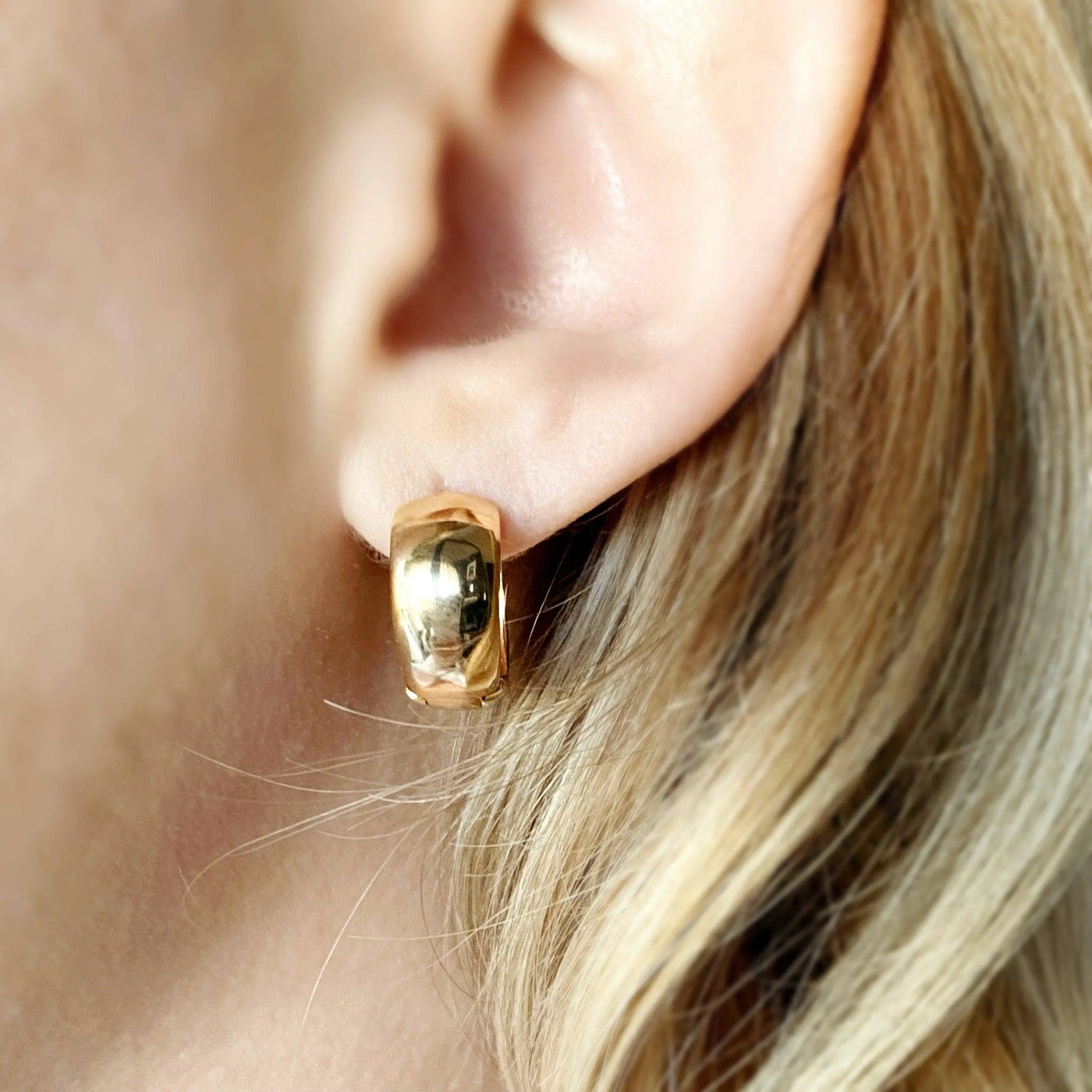 18k Gold Filled Chunky Clicker Earrings GoldFi