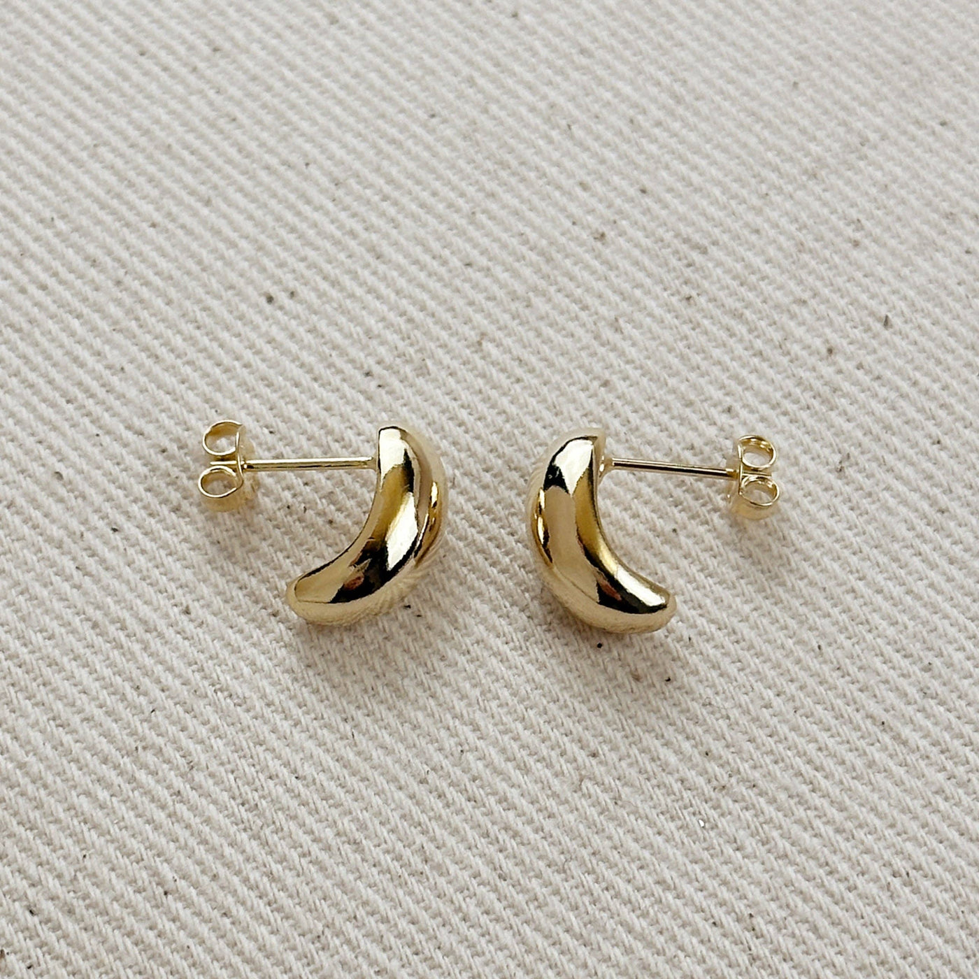 18k Gold Filled Polished Curved Small Stud Earrings GoldFi