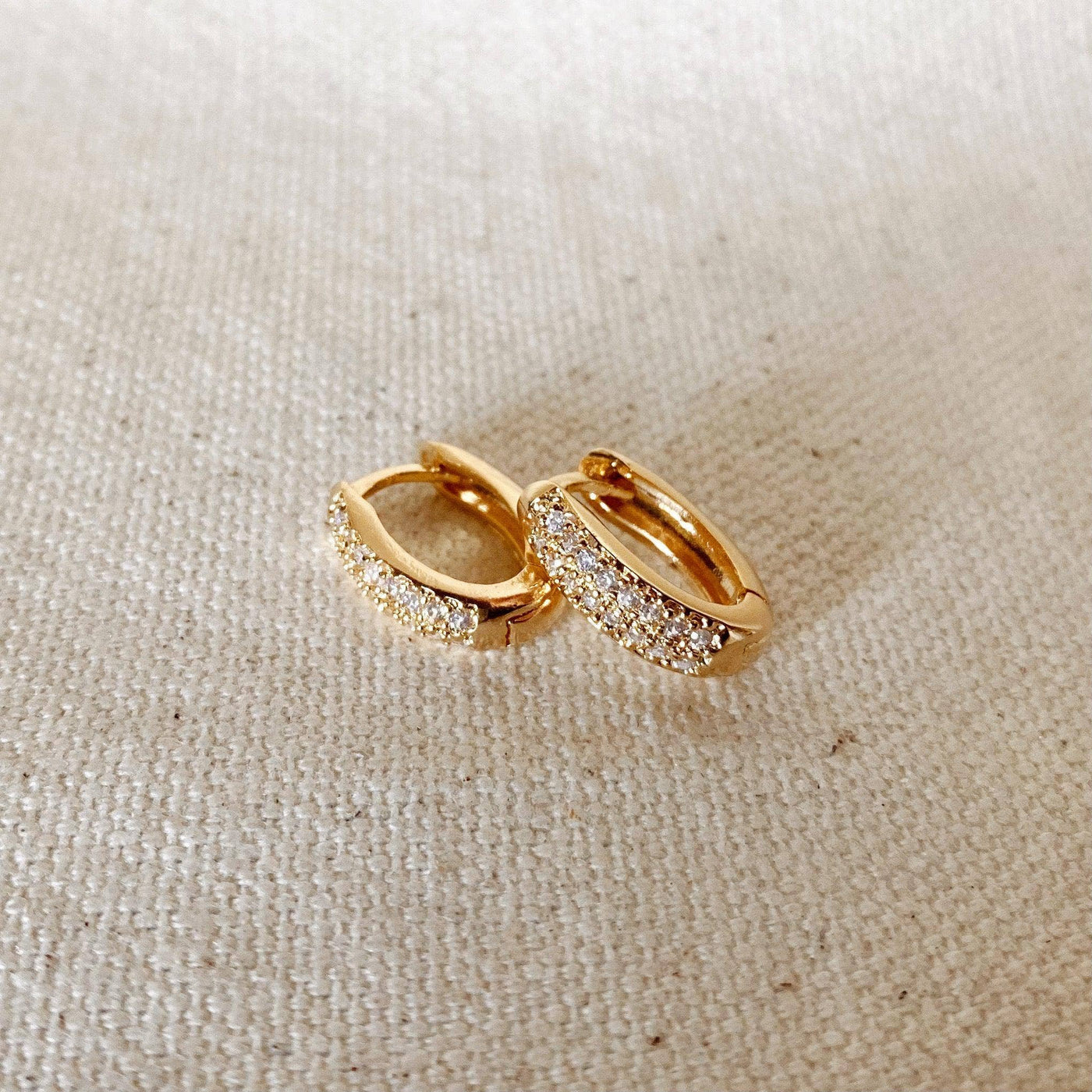 18k Gold Filled Oval Clicker Hoop Earrings GoldFi