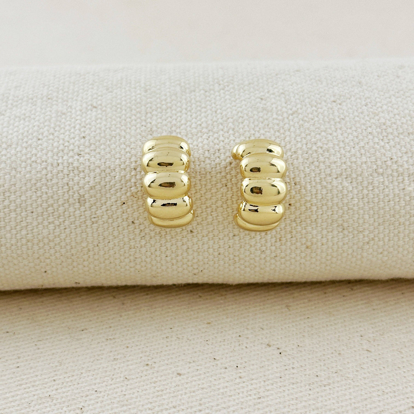 18k Gold Filled Scalloped C-Hoop Earrings GoldFi