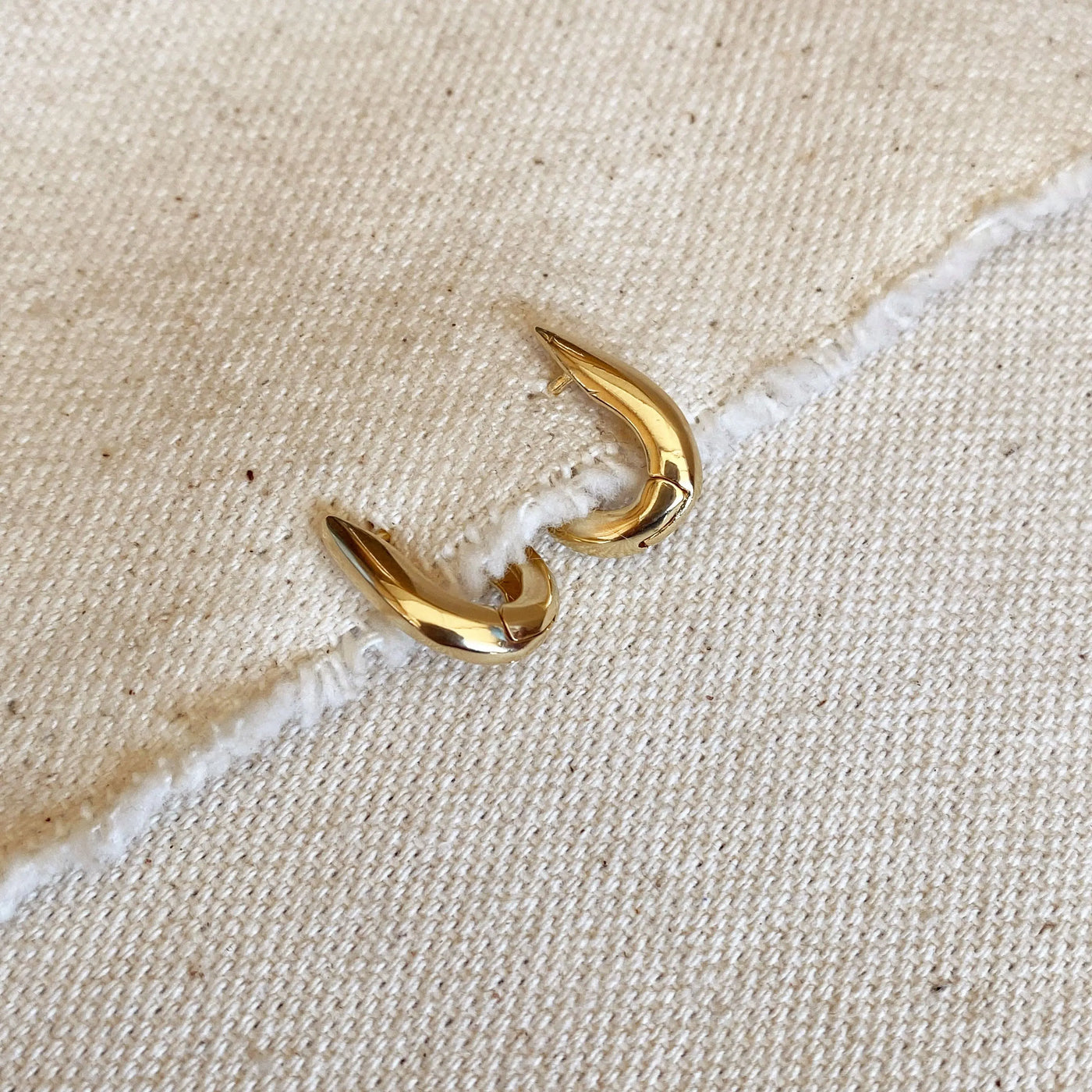 18k Gold Filled U Shaped Hoop Earrings GoldFi