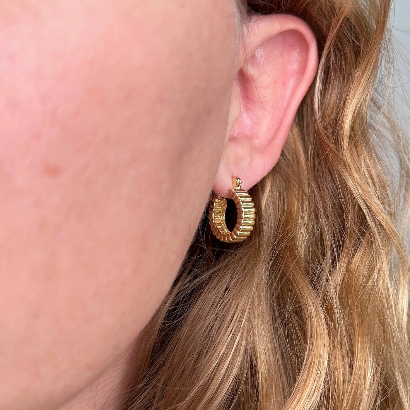 Ridged Hoop Earrings GoldFi