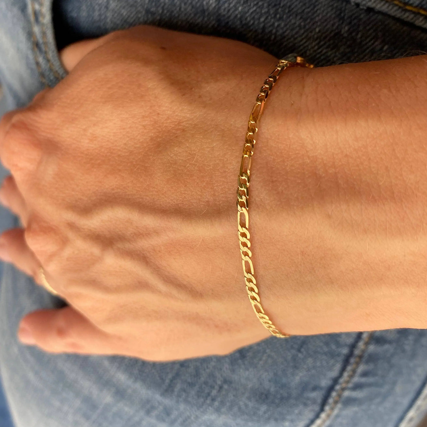 18k Gold Filled 2.5mm Flat Figaro Chain Bracelet GoldFi