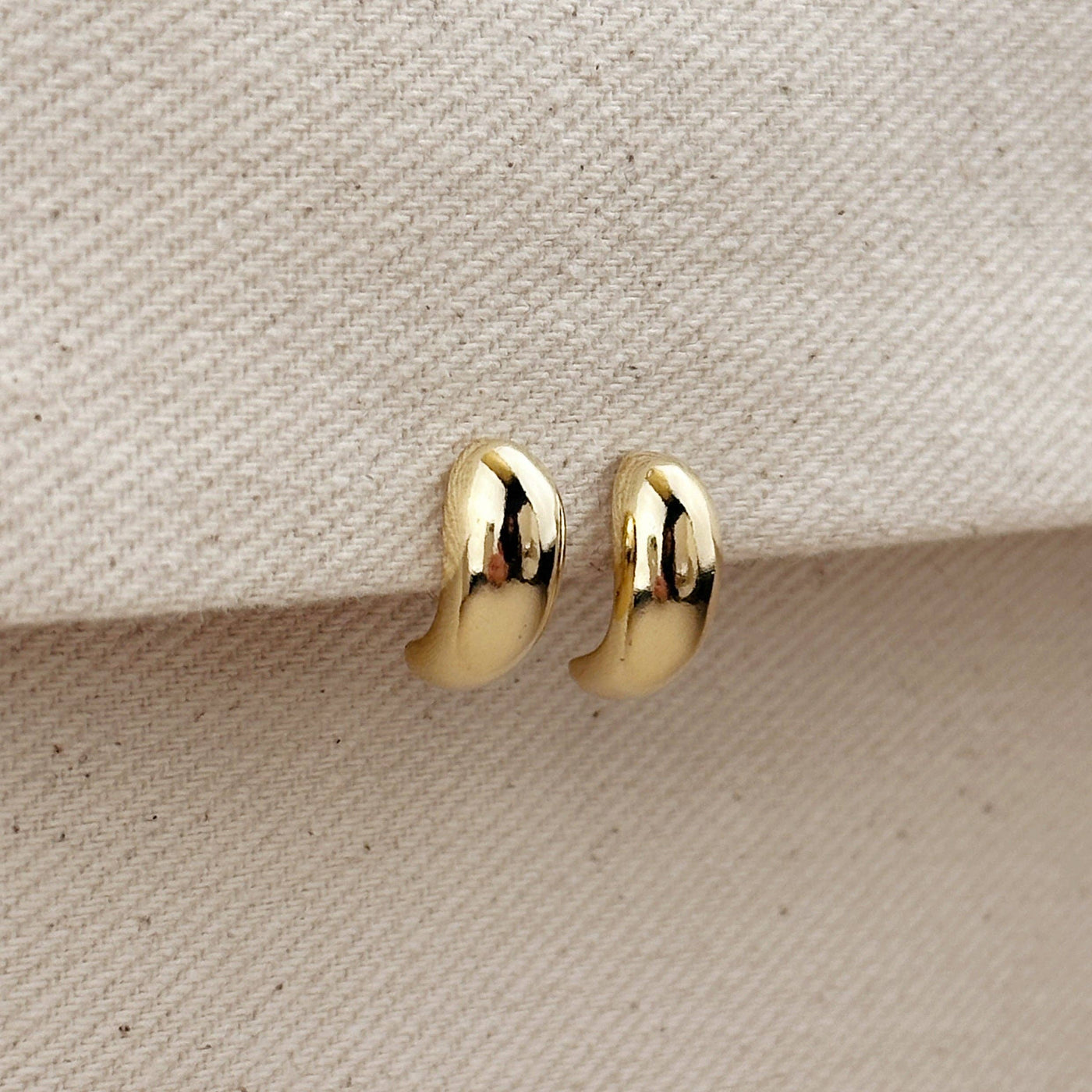 18k Gold Filled Polished Curved Small Stud Earrings GoldFi